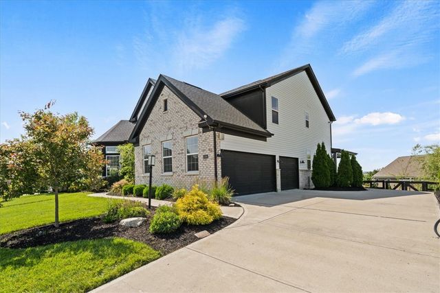 5298 Donatello Drive, Franklin, OH 45005