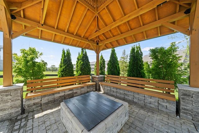 5298 Donatello Drive, Franklin, OH 45005