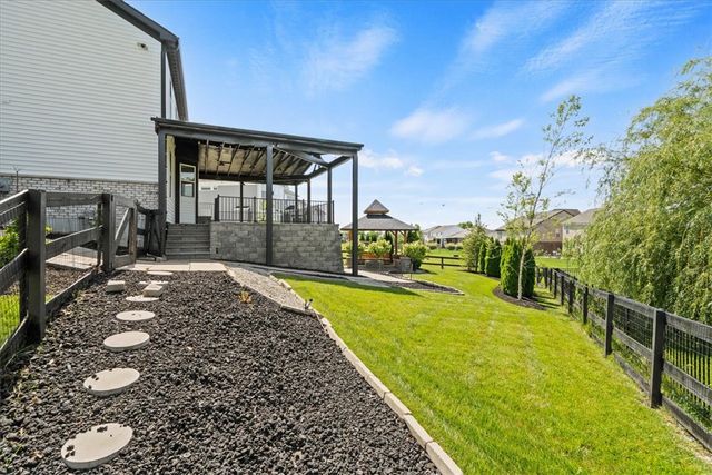 5298 Donatello Drive, Franklin, OH 45005