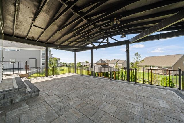 5298 Donatello Drive, Franklin, OH 45005