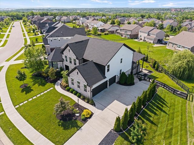 5298 Donatello Drive, Franklin, OH 45005