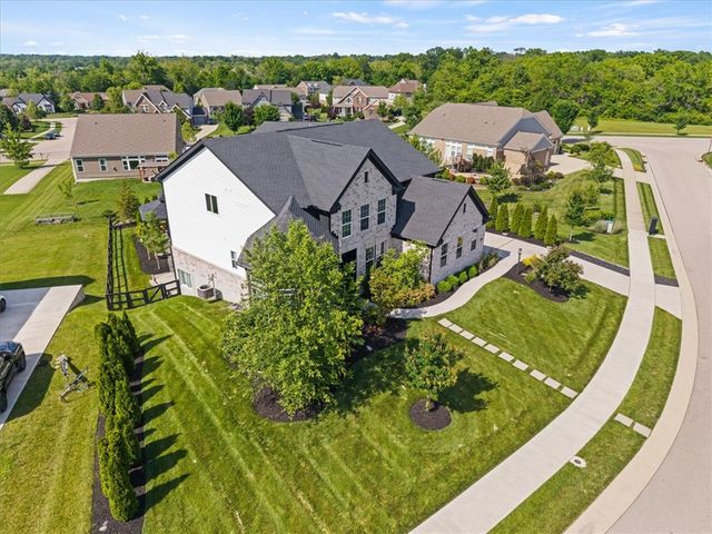 5298 Donatello Drive, Franklin, OH 45005