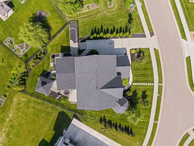 5298 Donatello Drive, Franklin, OH 45005