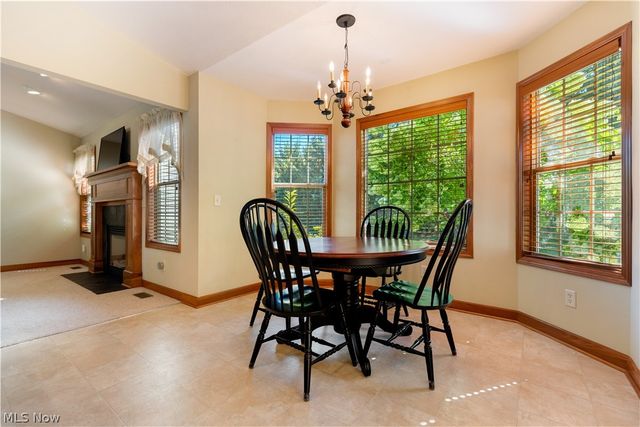 4946 Simsbury Circle NW, Massillon, OH 44646