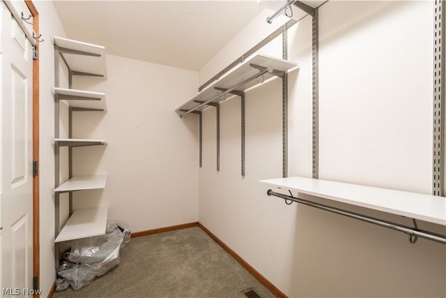 4946 Simsbury Circle NW, Massillon, OH 44646