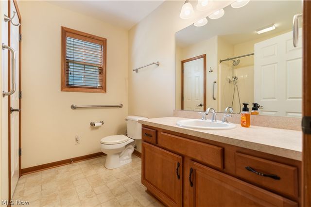 4946 Simsbury Circle NW, Massillon, OH 44646