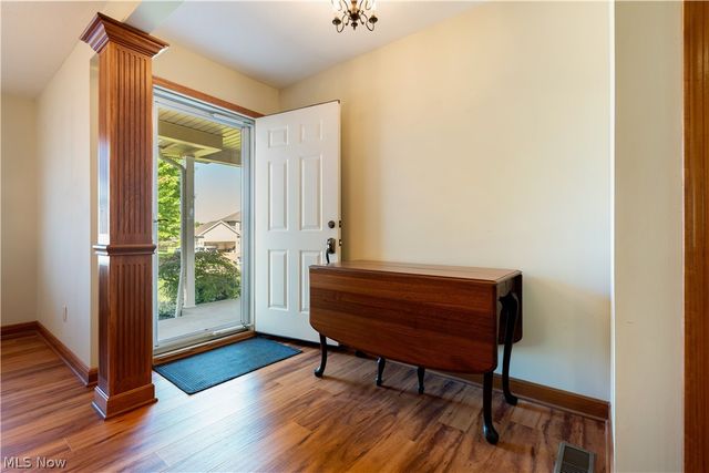 4946 Simsbury Circle NW, Massillon, OH 44646