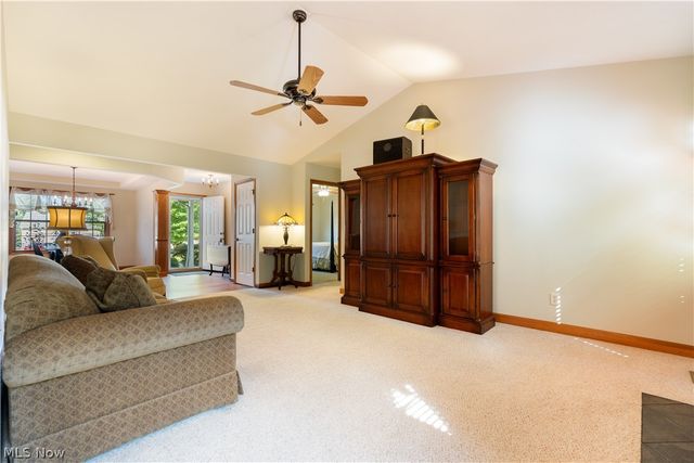 4946 Simsbury Circle NW, Massillon, OH 44646