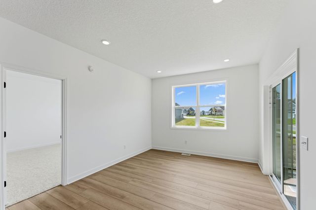 2150 Pepin Drive, Lino Lakes, MN 55038
