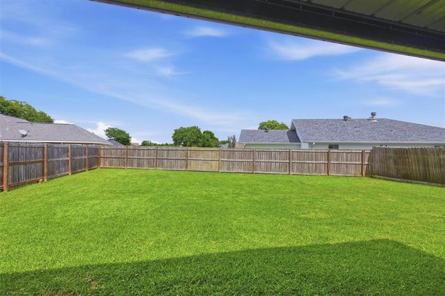 5649 Smokey Hills Trail, Lake Charles, LA 70605