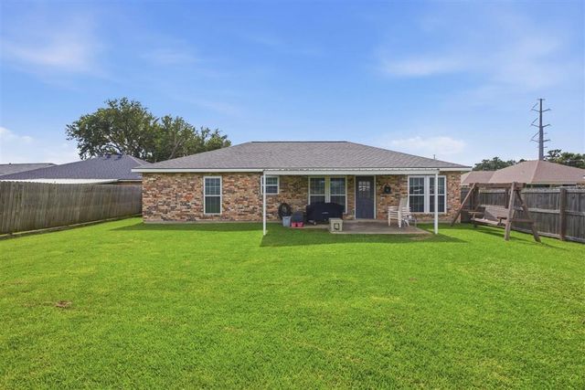 5649 Smokey Hills Trail, Lake Charles, LA 70605
