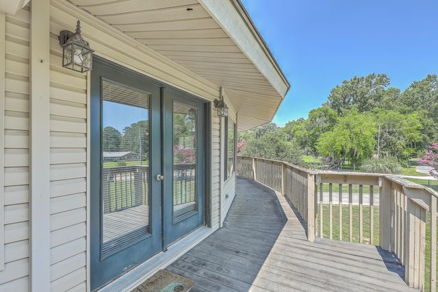 395 Summerset Lane, Summerville, SC 29483