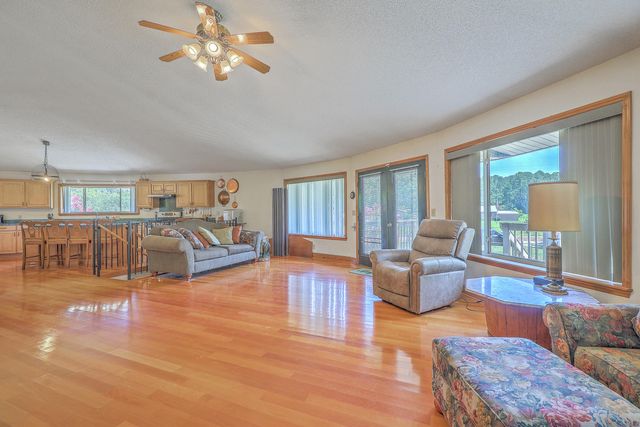 395 Summerset Lane, Summerville, SC 29483