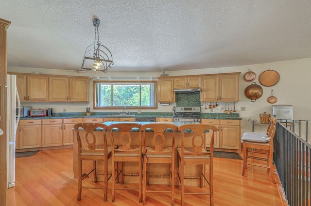 395 Summerset Lane, Summerville, SC 29483