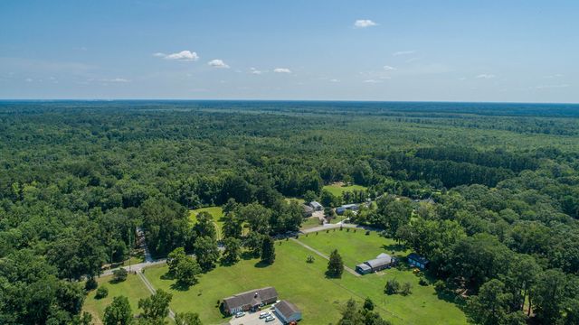 395 Summerset Lane, Summerville, SC 29483