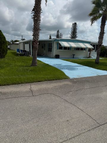 29 Golf Drive, Port St. Lucie, Port St Lucie, FL 34952