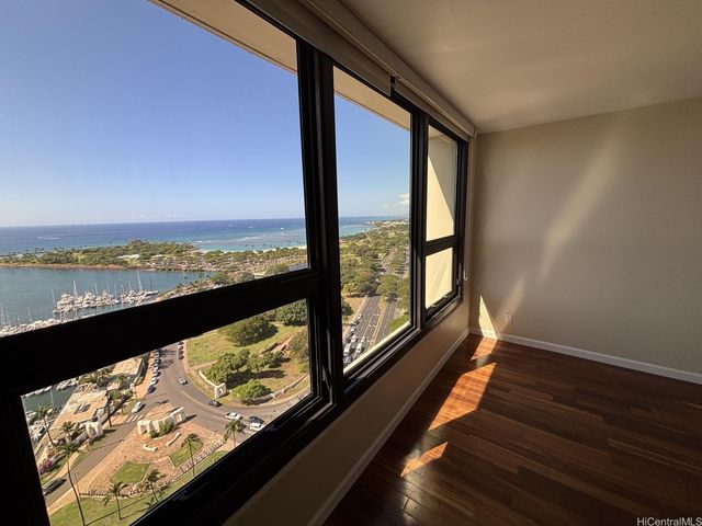 1600 Ala Moana Boulevard 2806, Honolulu, HI 96815
