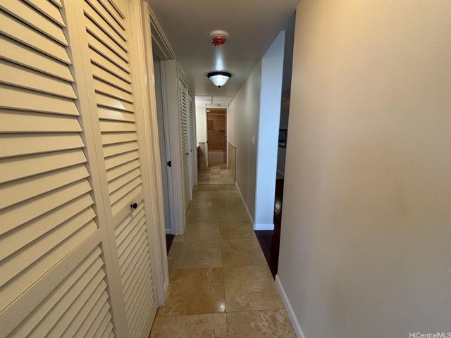 1600 Ala Moana Boulevard 2806, Honolulu, HI 96815