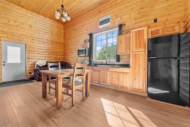 4427 Carpenter Road, Reading, MI 49274