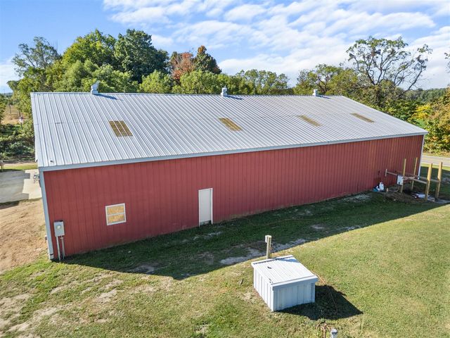 4427 Carpenter Road, Reading, MI 49274