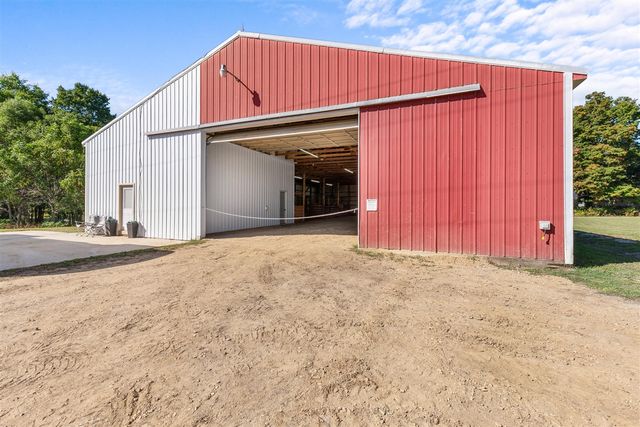 4427 Carpenter Road, Reading, MI 49274