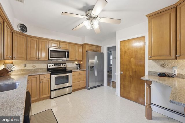 26714 HOWARD CHAPEL DR, Damascus, MD 20872