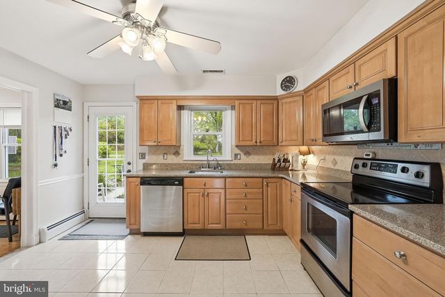 26714 HOWARD CHAPEL DR, Damascus, MD 20872