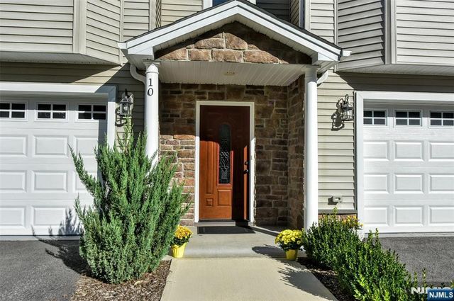 10 Stanley 10, Wanaque, NJ 07465