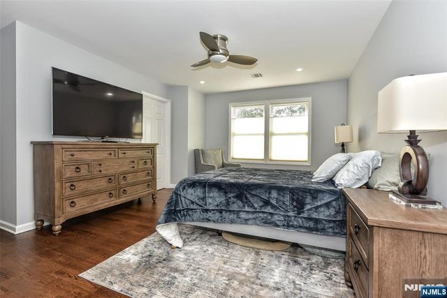 10 Stanley 10, Wanaque, NJ 07465