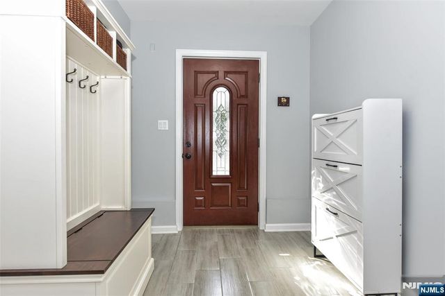 10 Stanley 10, Wanaque, NJ 07465