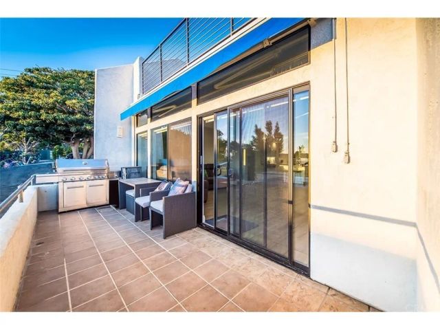 736 Gould Avenue 3, Hermosa Beach, CA 90254