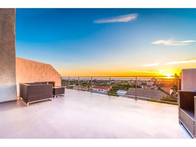 736 Gould Avenue 3, Hermosa Beach, CA 90254