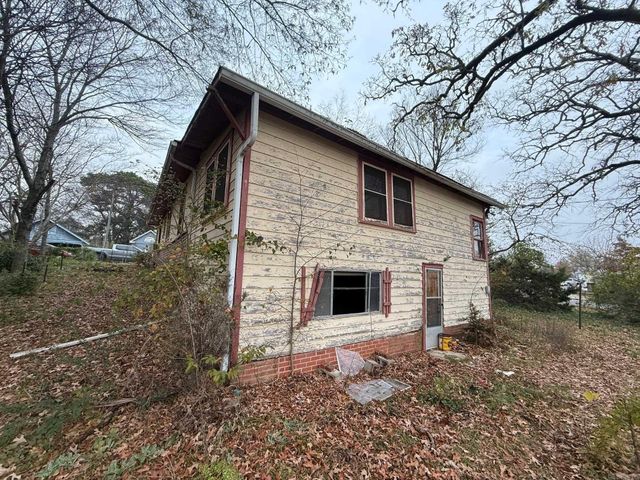 3705 W 11th, Little Rock, AR 72204