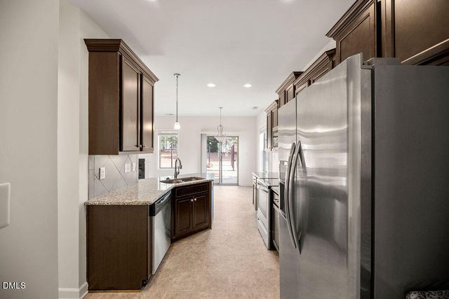 125 Longleaf Pine Way, Sanford, NC 27332