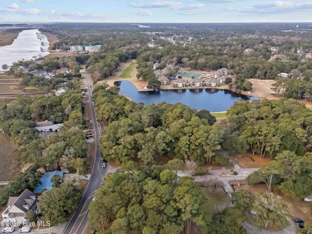 8 Shoreline Drive W, Sunset Beach, NC 28468