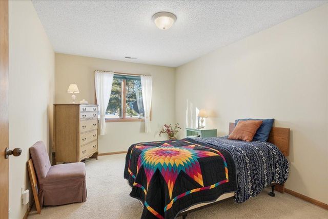 566 Williamsburg Place, New Richmond, WI 54017