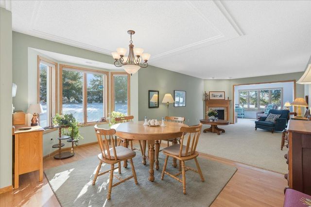 566 Williamsburg Place, New Richmond, WI 54017