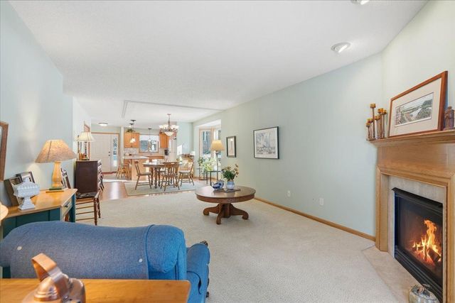 566 Williamsburg Place, New Richmond, WI 54017