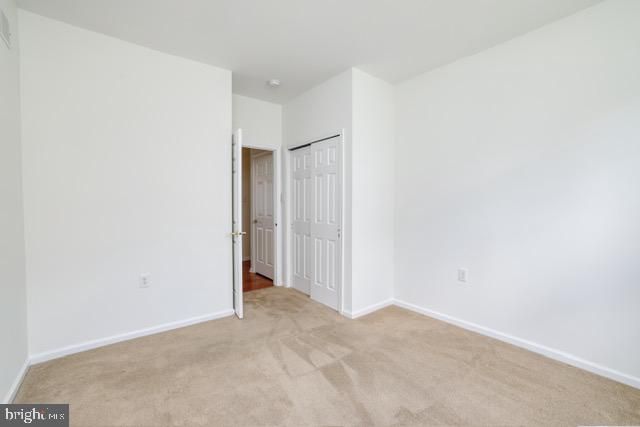 7 BLUE FLAX LN, Langhorne, PA 19047