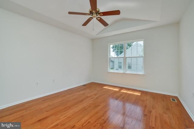 7 BLUE FLAX LN, Langhorne, PA 19047
