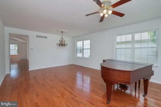 7 BLUE FLAX LN, Langhorne, PA 19047