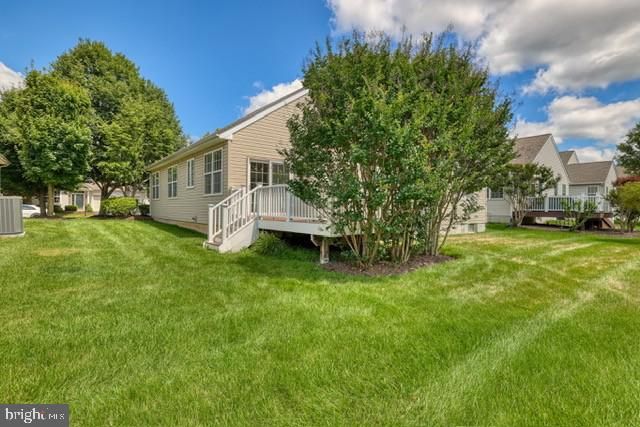 7 BLUE FLAX LN, Langhorne, PA 19047