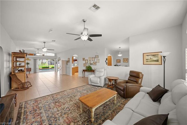 5306 SW 11th AVE, Cape Coral, FL 33914