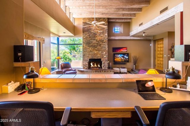 8502 E CAVE CREEK Road 61, Carefree, AZ 85377