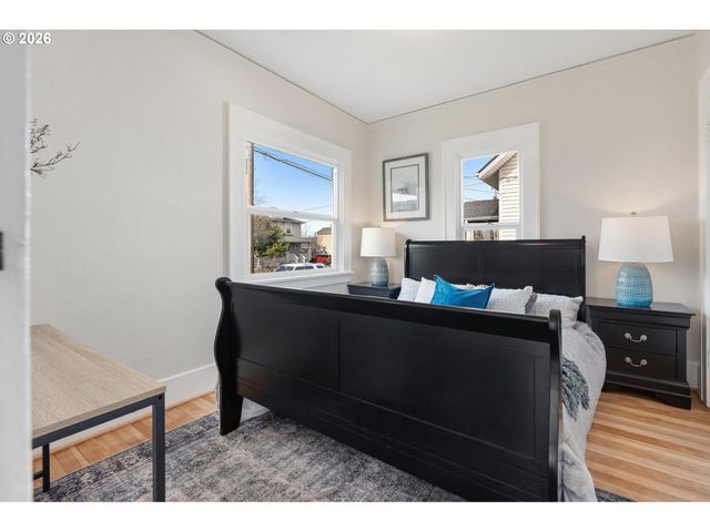 3134 Ne 74TH Ave, Portland, OR 97213