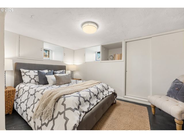 3134 Ne 74TH Ave, Portland, OR 97213