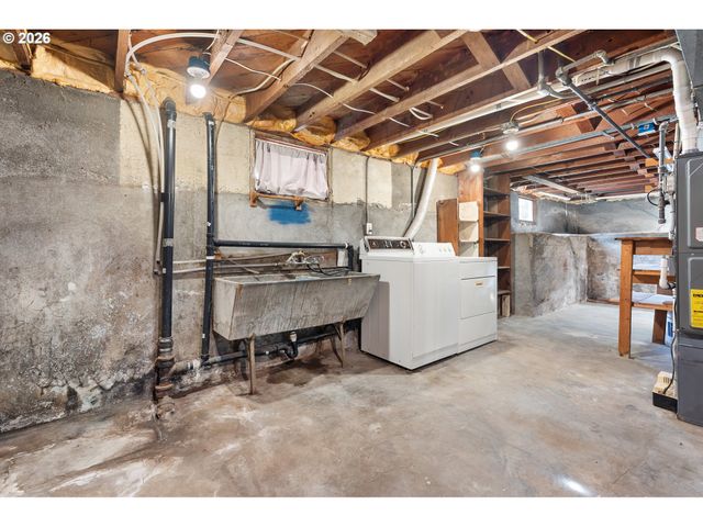 3134 Ne 74TH Ave, Portland, OR 97213