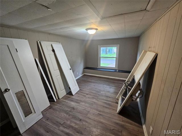 9801 Lorna Lane, St Louis, MO 63136