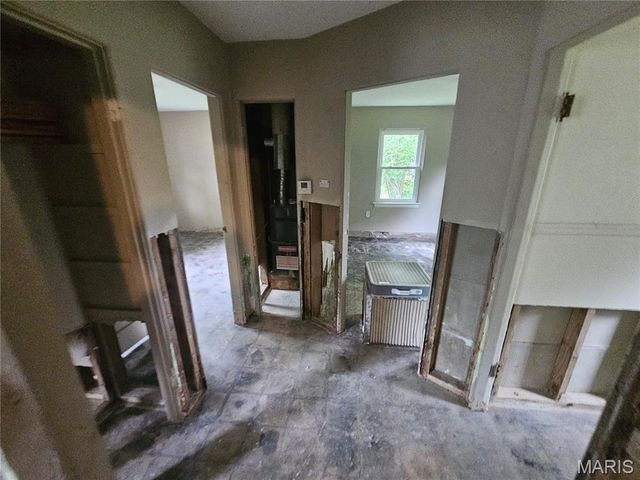 9801 Lorna Lane, St Louis, MO 63136