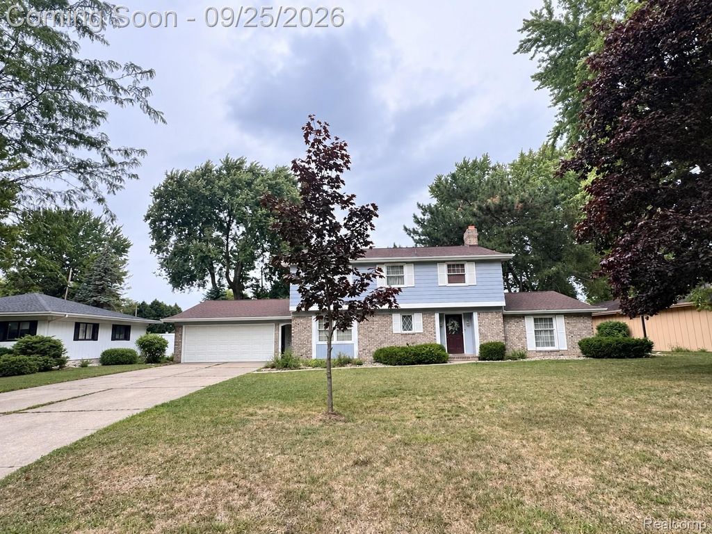 4710 Village Drive, Saginaw Charter Township, MI 48638